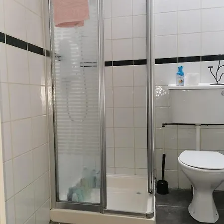 Apartament Sally 3 *